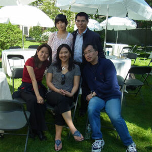 Prof. Sato and four other HYI scholars pose for a group photo during a picnic